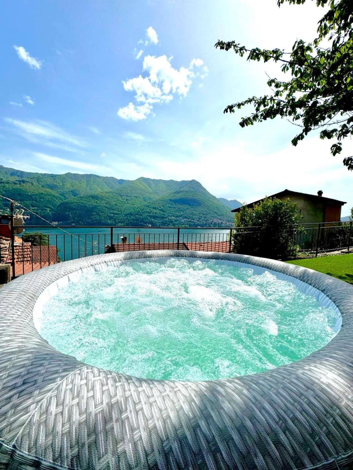 Terrazza Di Luisa Parking Wifi Vista Lago Carate Urio Exterior foto